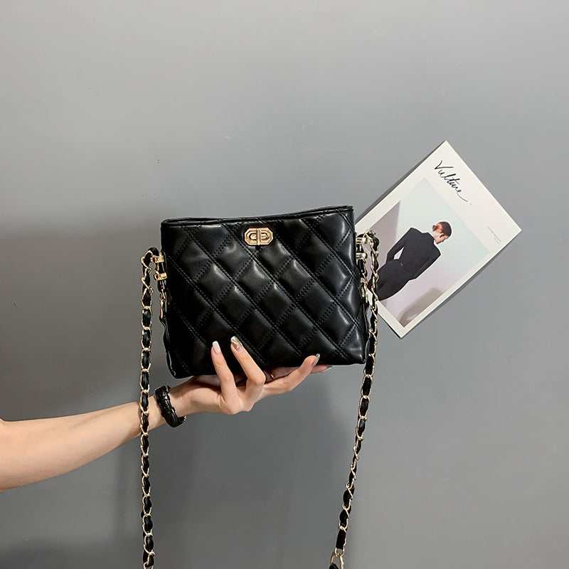 Elegant Summer Chain Shoulder Bag for Women 2020
